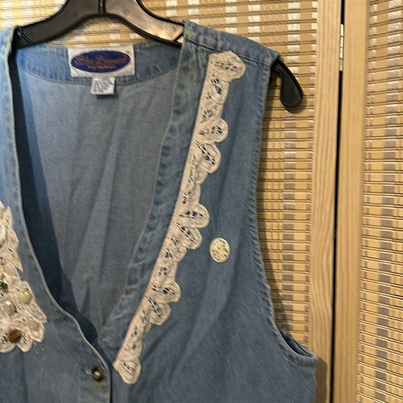 Blue Diamond Vintage 1990s Blue Denim Vest Lace Floral Appliques & Trim Large - Picture 3 of 15